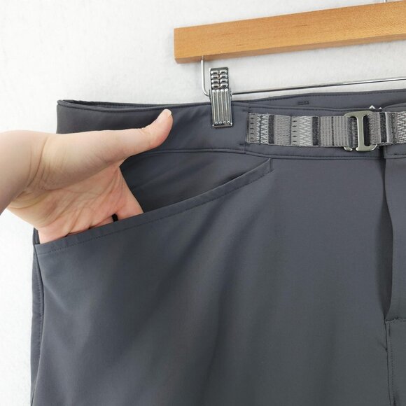 REI Pants Womens 22W Gray Hiking Stretch Belted Zip Pockets Semi Fitted Cargo - Picture 2 of 16